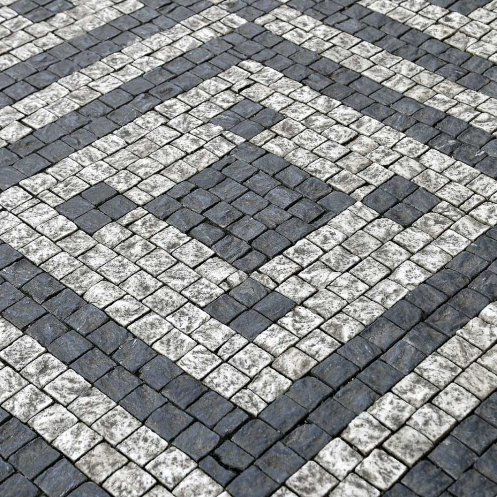 Paving stones with pattern
